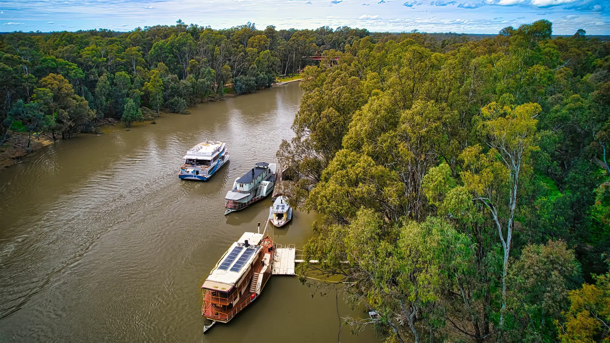 The Murray River at Echuca–Moama